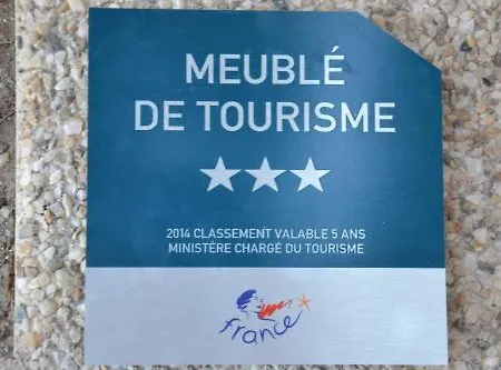 Etoile *
